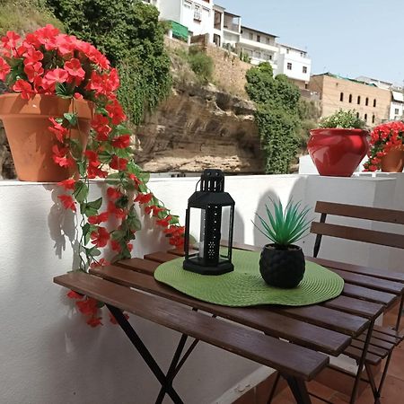 Setenil De Las Bodegas Casa Bajo La Rocaヴィラ エクステリア 写真