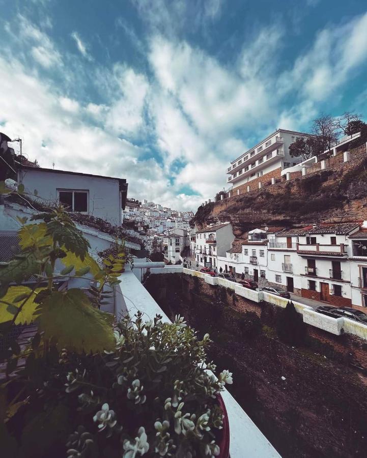 Setenil De Las Bodegas Casa Bajo La Rocaヴィラ エクステリア 写真