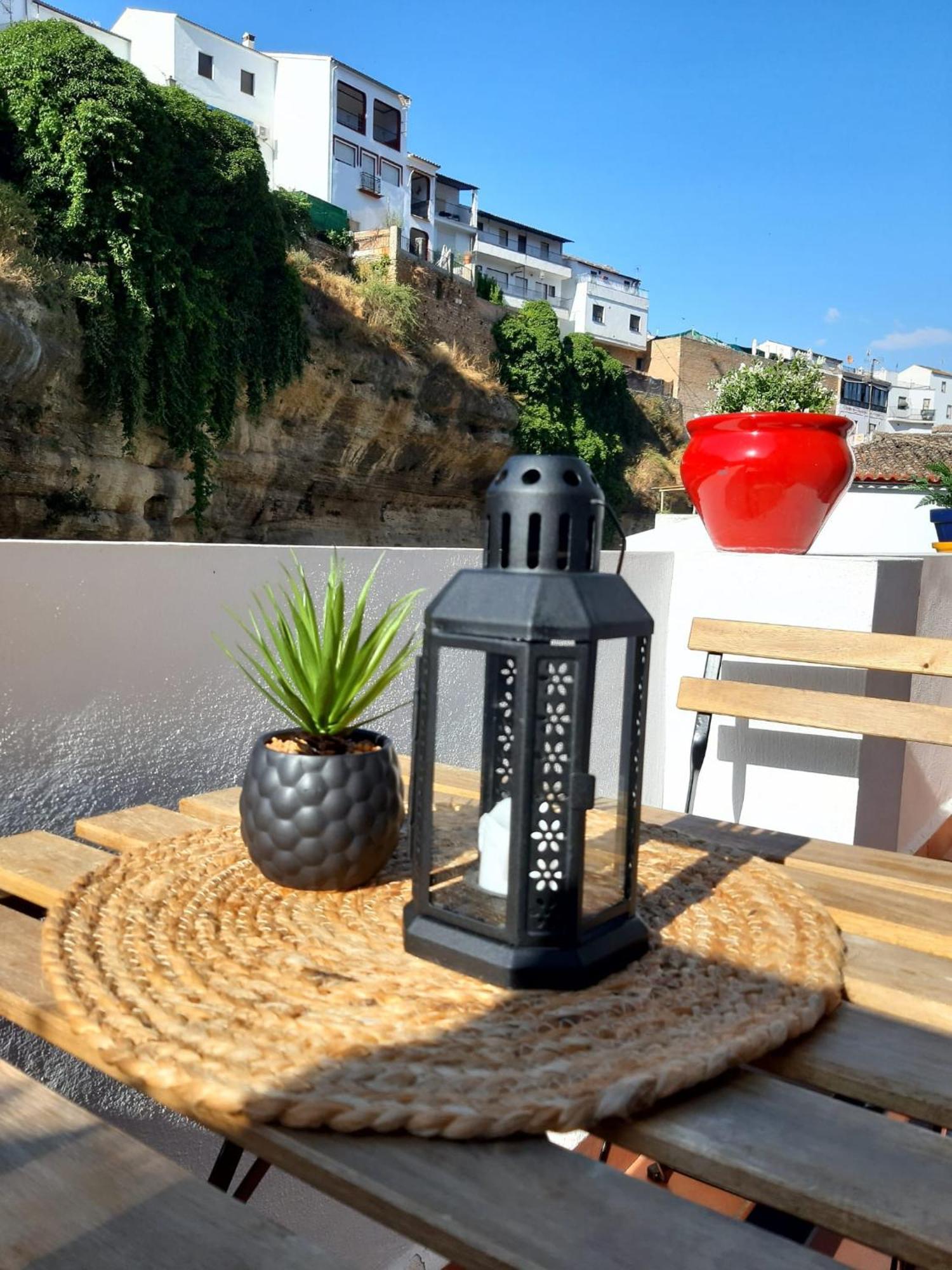 Setenil De Las Bodegas Casa Bajo La Rocaヴィラ エクステリア 写真